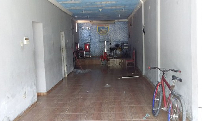 Vendo Casa...