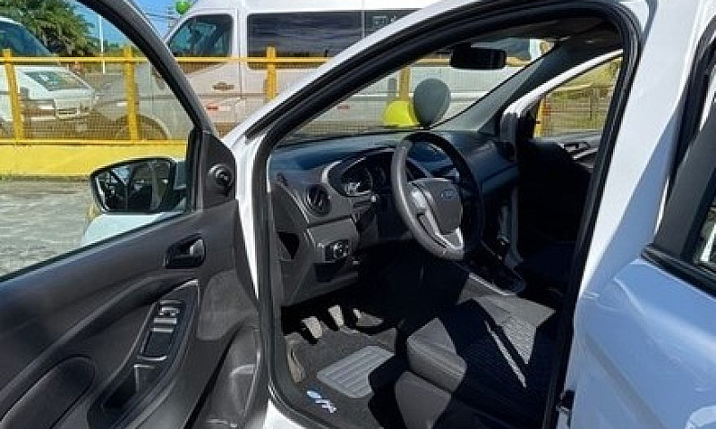 Ford Ka Se 2019...