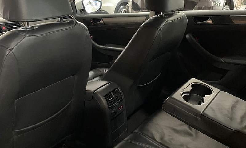 Vw Jetta  Ano 2014...