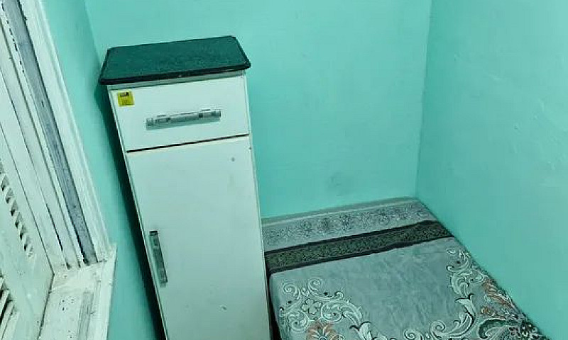 Quarto Mobiliado Pag...