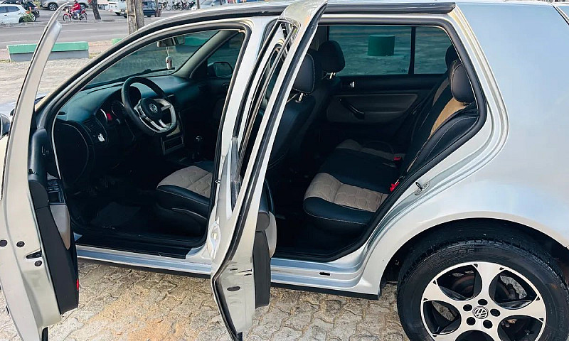 Volkswagen Golf Spor...