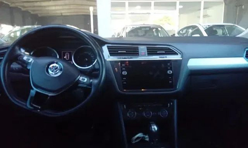 Tiguan Allpasc 250 T...