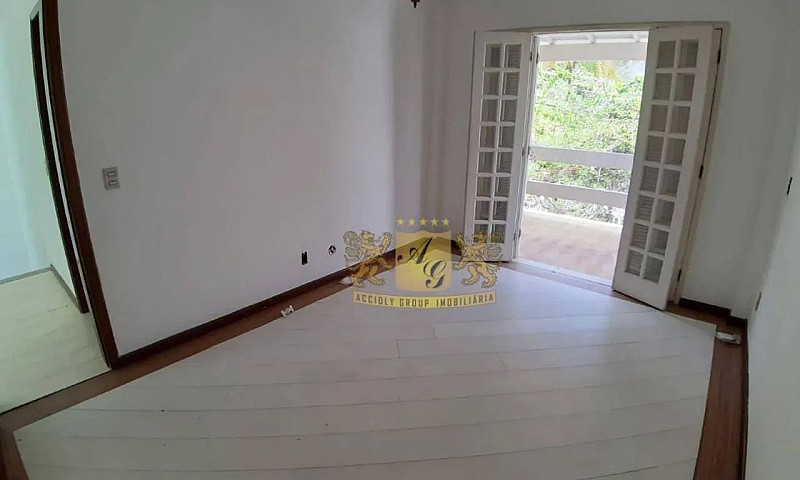 Excelente Casa Com 4...