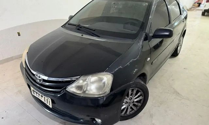 Toyota Etios Xls Sed...