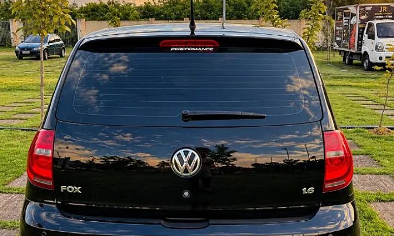 Volkswagen Fox 1.6 M...