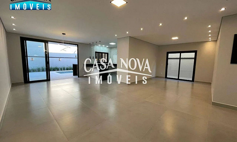 Casa Com 3 Dormitóri...