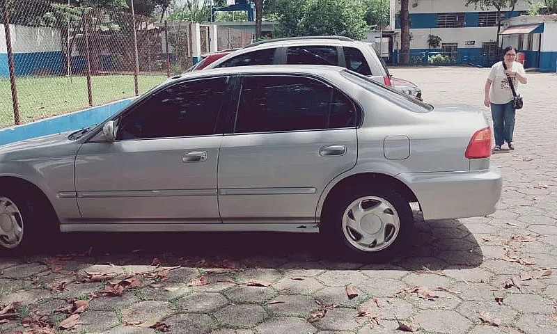 Honda Civic Sedan Ex...