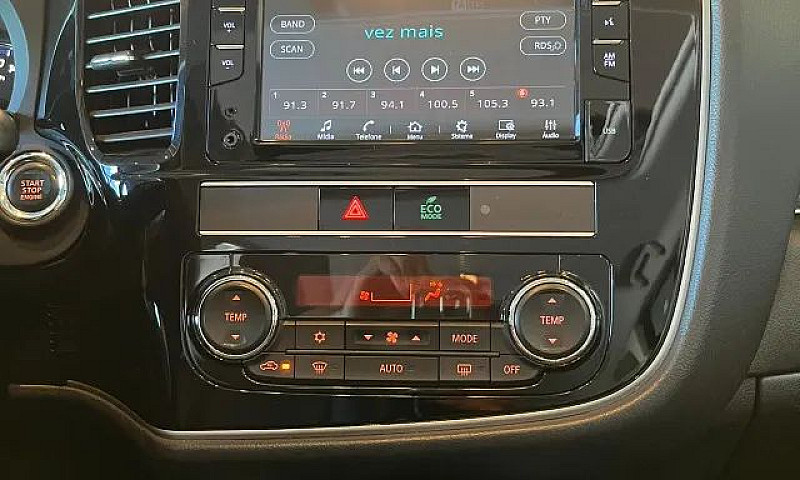Mitsubishi Outlander...