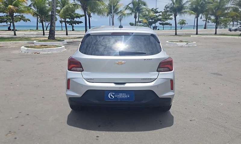 Chevrolet Onix Hatch...