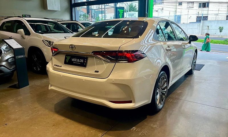 Toyota Corolla Xei 2...