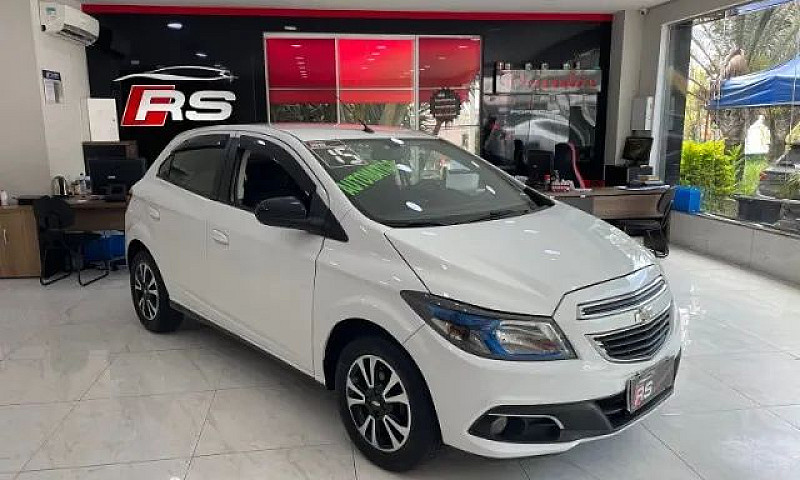 Chevrolet Onix Hatch...