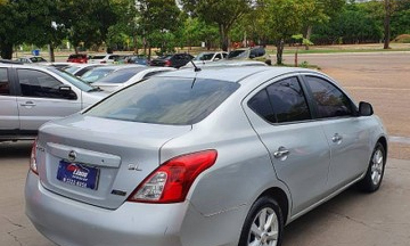 Nissan Versa 2012/20...