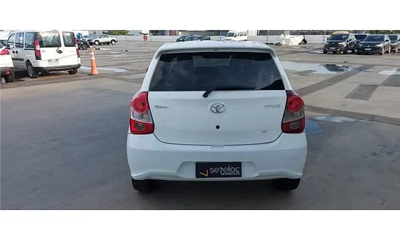 Toyota Etios 2020 1....