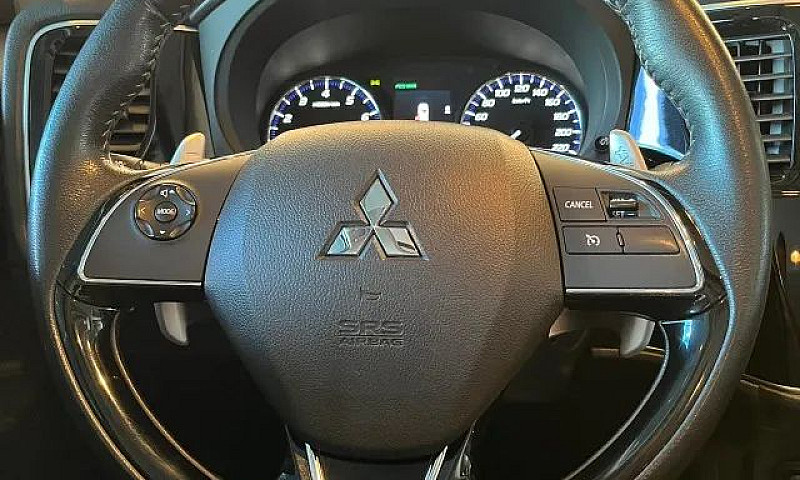 Mitsubishi Outlander...