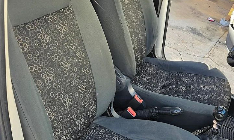 Fiat Uno Vivace Cele...