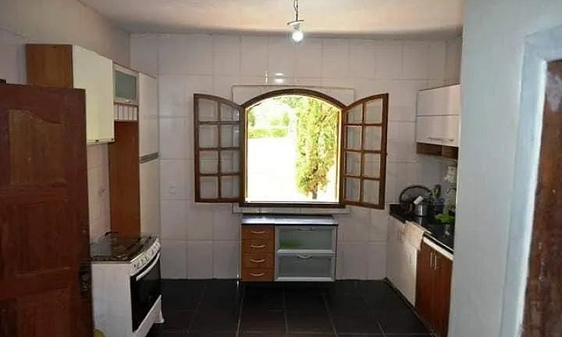 Alugo Casa Condomíni...