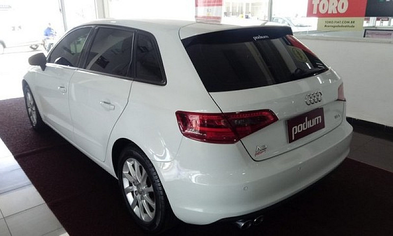 Audi A3 Sportback 1....
