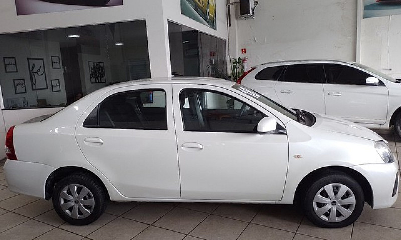 Etios Sd X ...