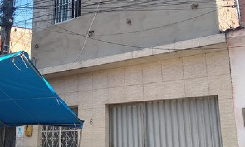 Vendo Duas Casas...