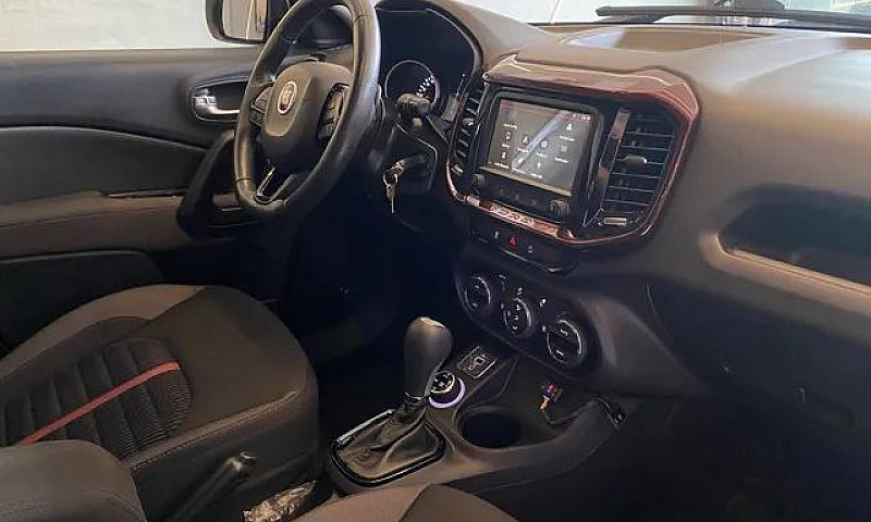 Fiat Toro Freedom 20...