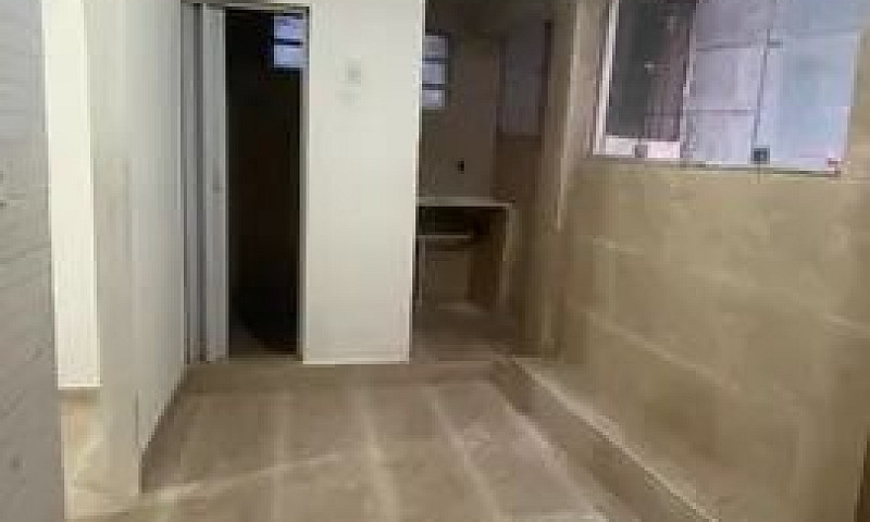 Casa Térreo 1 Quarto...