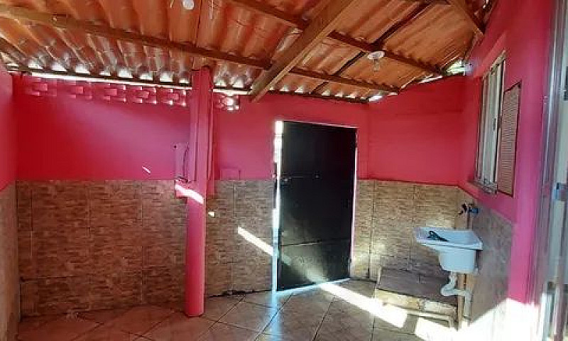 Alugo Casa Em Cosmos...