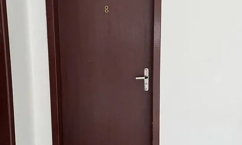 Alugo Kitnet Mobilia...
