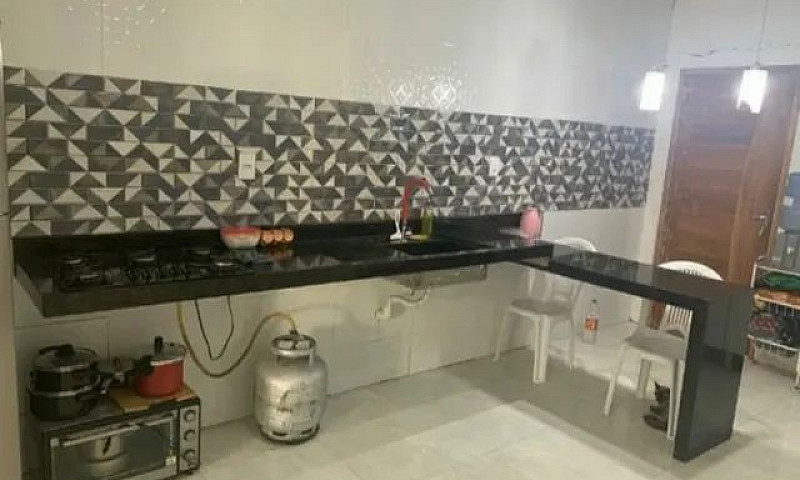 Vendo Uma Linda Casa...