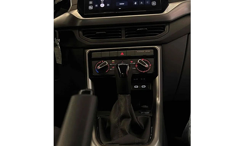 Volkswagen T-Cross 1...