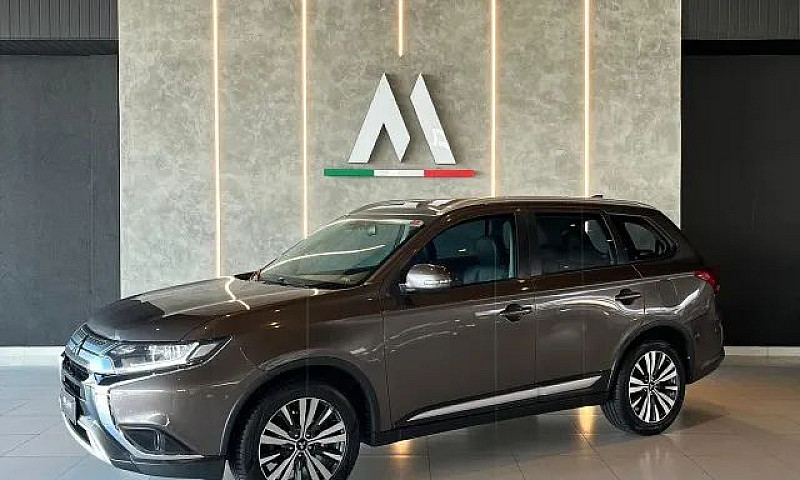 Mitsubishi Outlander...