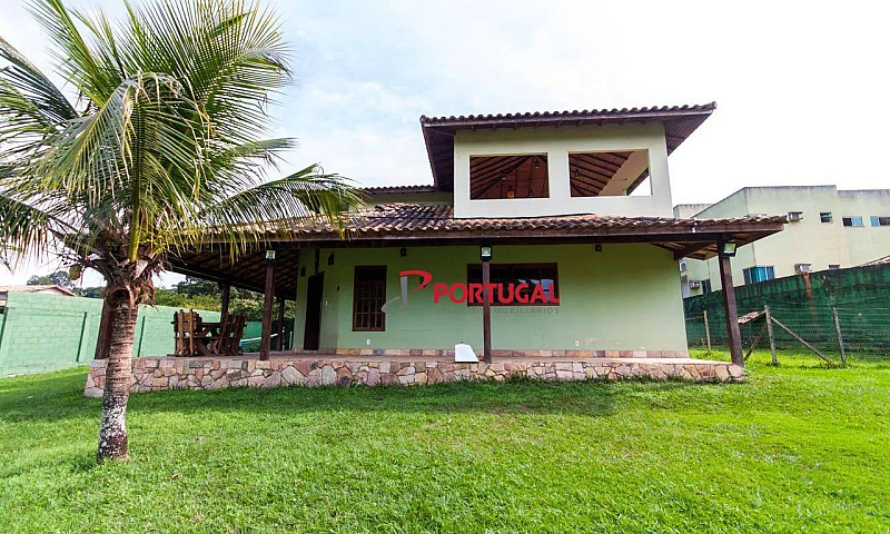 Casa Com 3 Dormitóri...