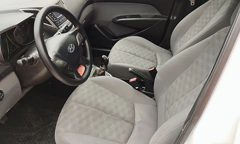Hyundai Hb20S C.plus...