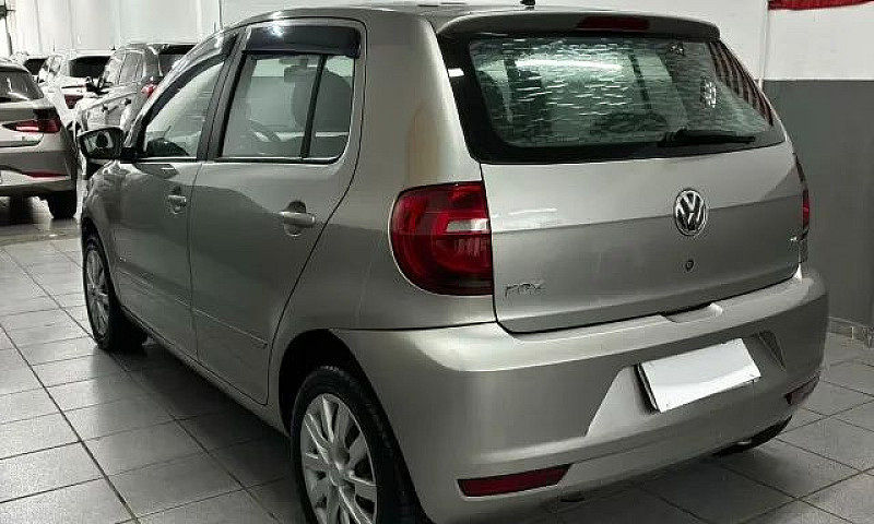 Volkswagen Fox 1.6 M...