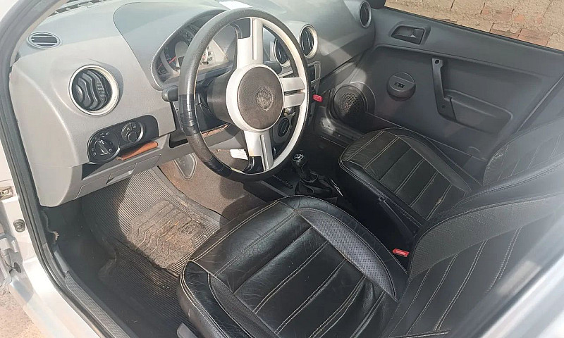 Volkswagen Parati 1....