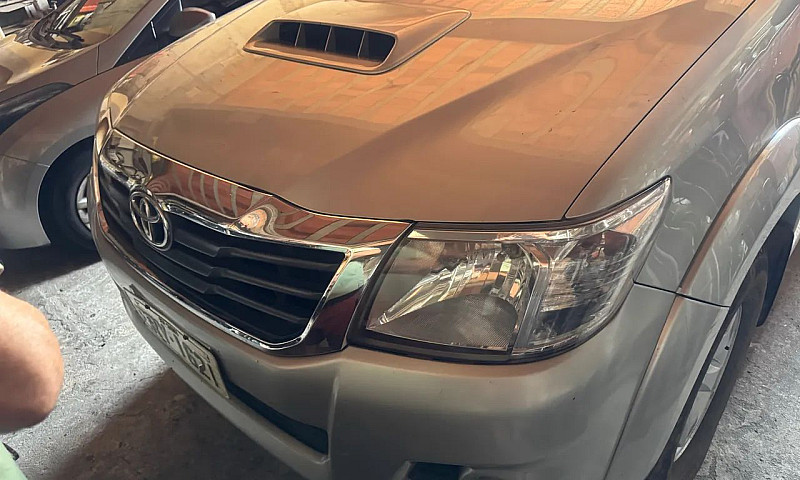 Toyota Hilux Cd Sr D...