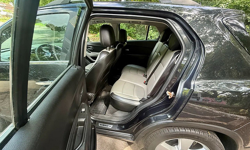 Chevrolet Tracker Lt...