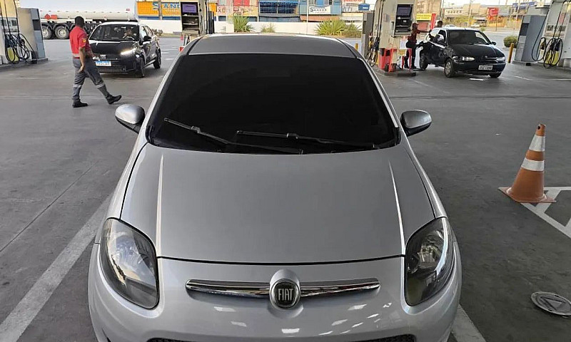 Fiat Palio Attractiv...