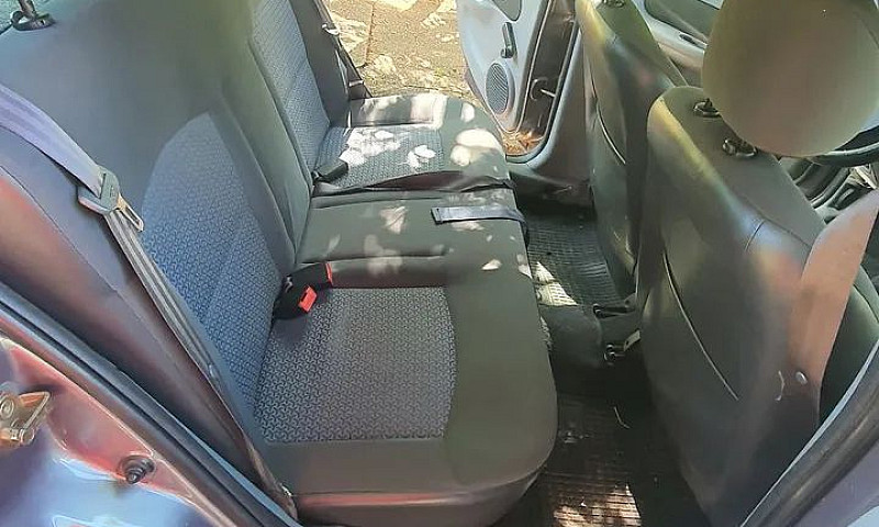 Renault Clio Hi-Flex...