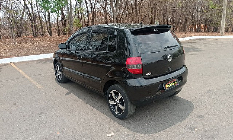 Volkswagen Fox Black...