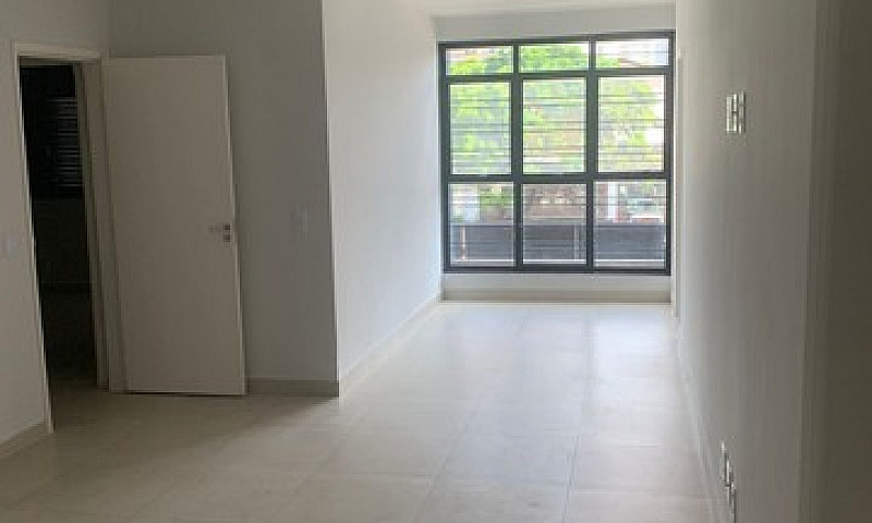 Apartamento (Sobrelo...