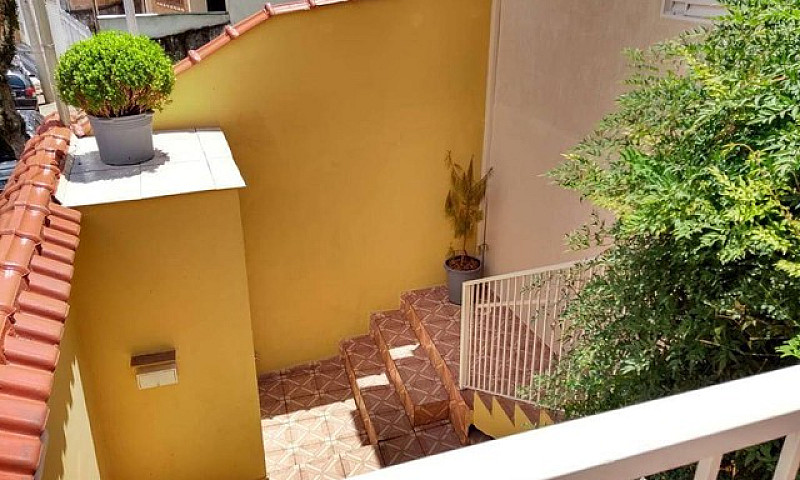 Casa Com 3 Dormitóri...