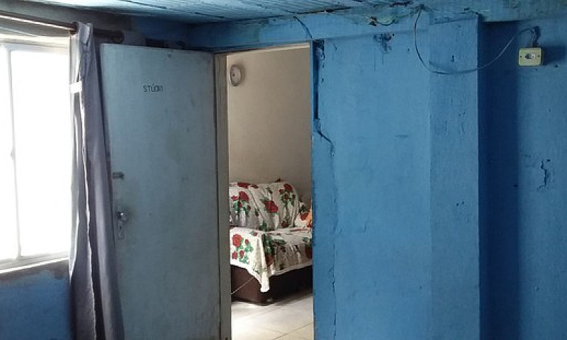Vendo Casa...