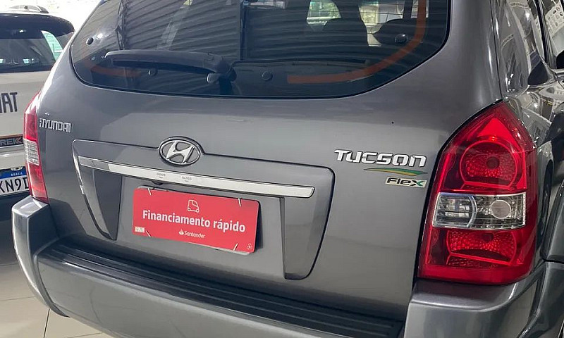 Hyundai Tucson 2.0 1...