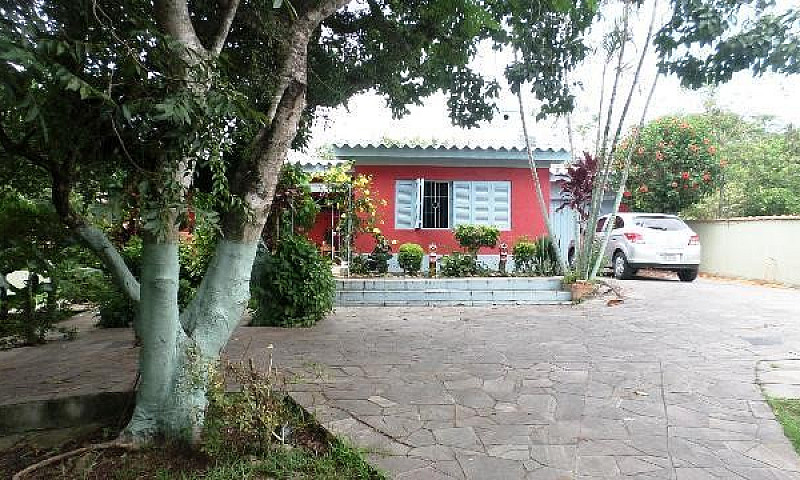 Casa Residencial À V...