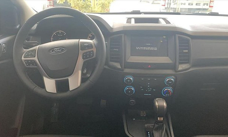 Ford Ranger 2.2 Blac...