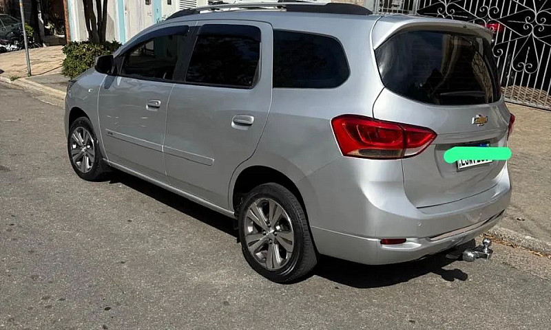 Chevrolet Spin Premi...