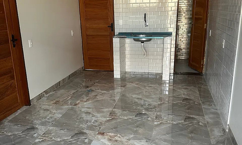 Alugo Casa...