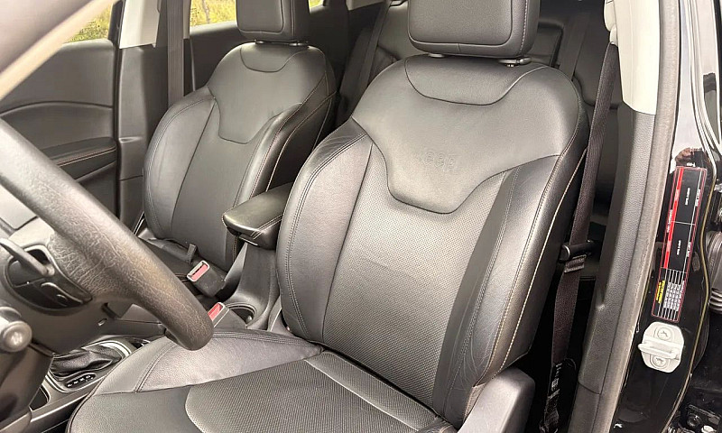 Jeep Compass Longitu...