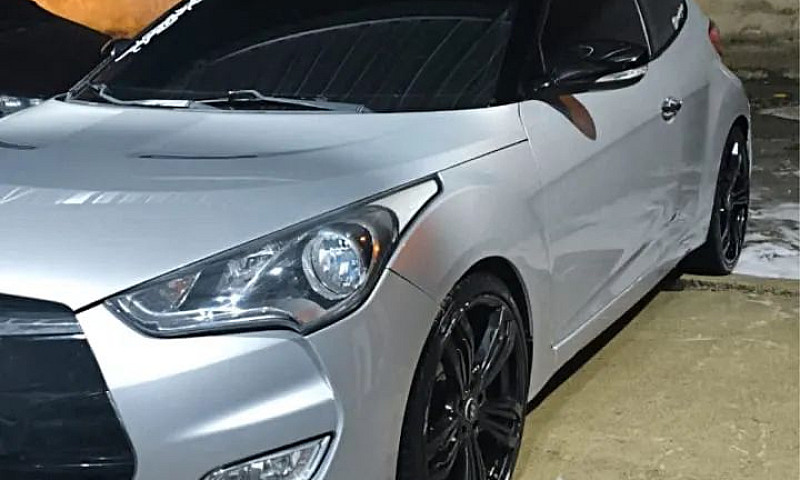 Hyundai Veloster 1.6...