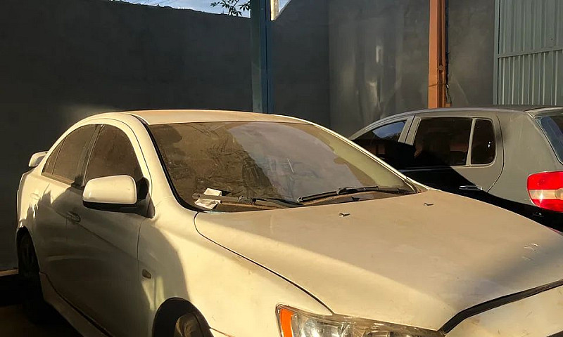 Mitsubishi Lancer 2....